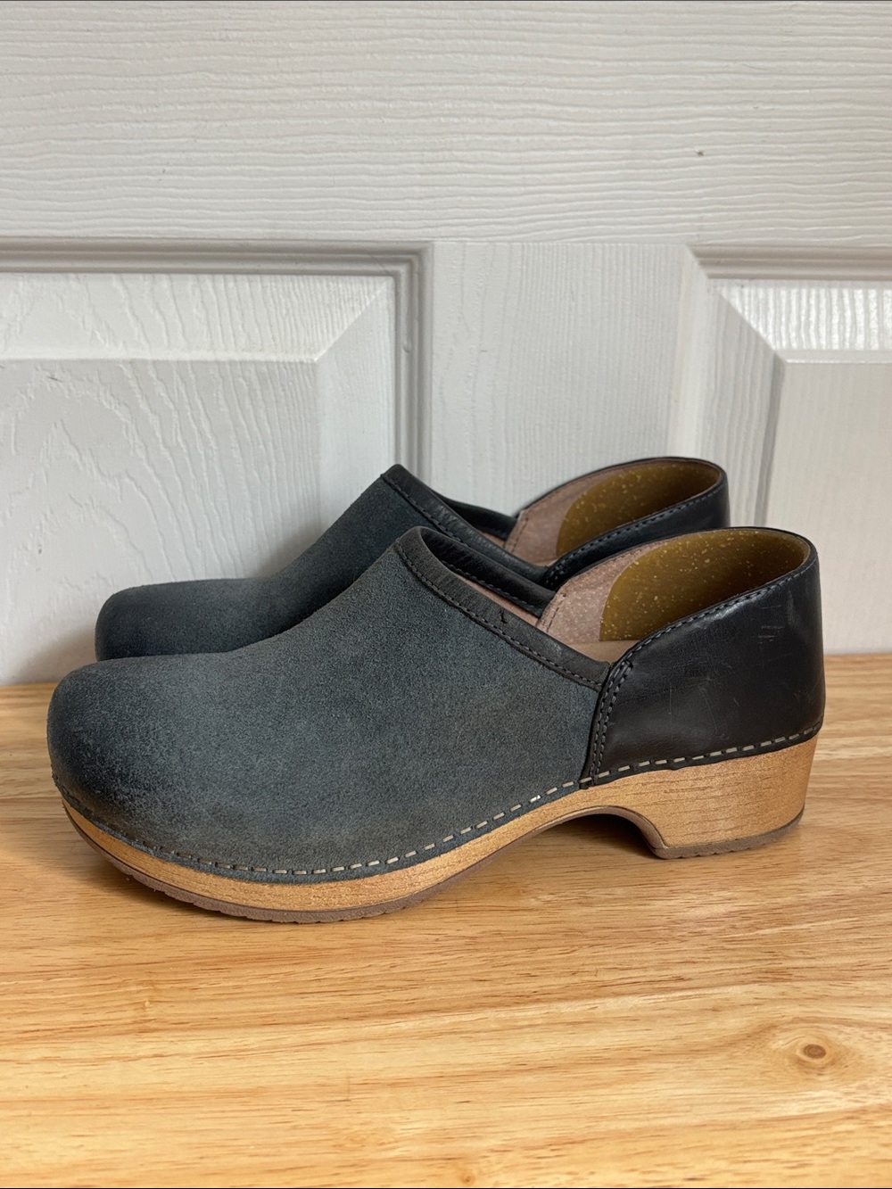 DANSKO Navy Blue Suede Leather Clogs size 36 / 5.5-6